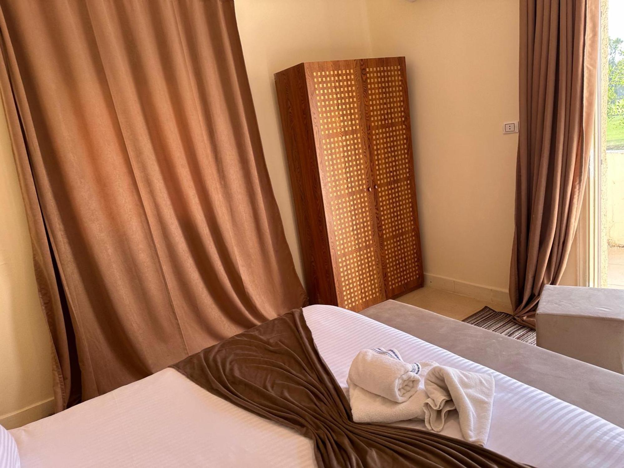 Golf Pyramids View Kafret el-Gabal Exterior foto