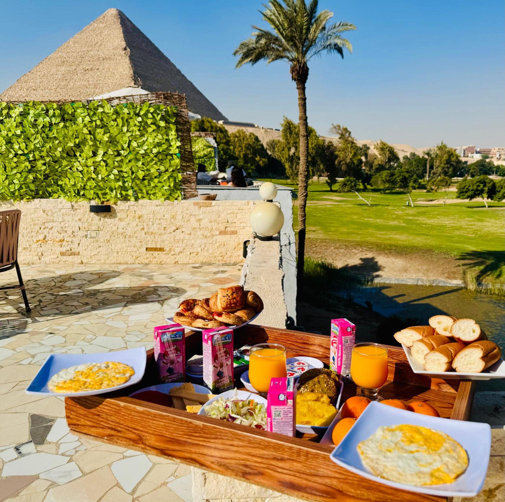 Golf Pyramids View Kafret el-Gabal Exterior foto
